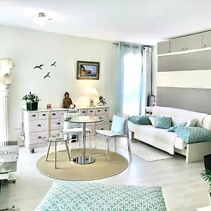  Appartement Antinea